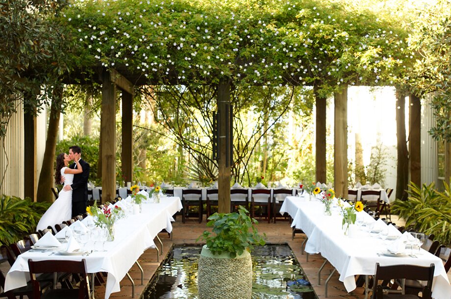 Fifty Two Twenty Six Garden Wedding Wedding Receptions